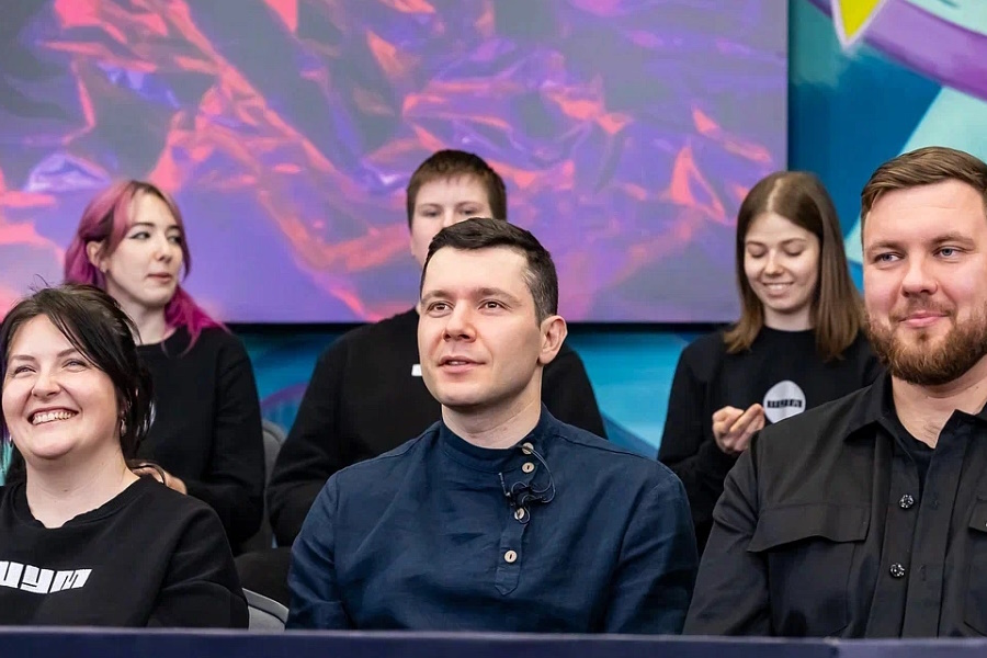 Переосмысление национализма: какие ориентиры собираются прививать молодёжи 