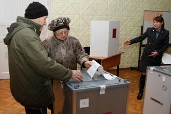 Поправки в Устав города, переносящие выборы на октябрь, вступили в силу 