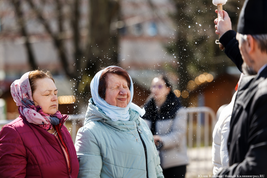 Великая суббота: в Кафедральном соборе освятили пасхальные угощения (фото)