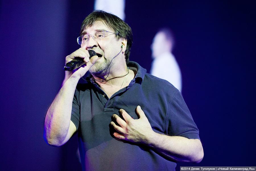 «Не стреляй!»: Юрий Шевчук пел на сцене «Янтарного» почти 3 часа