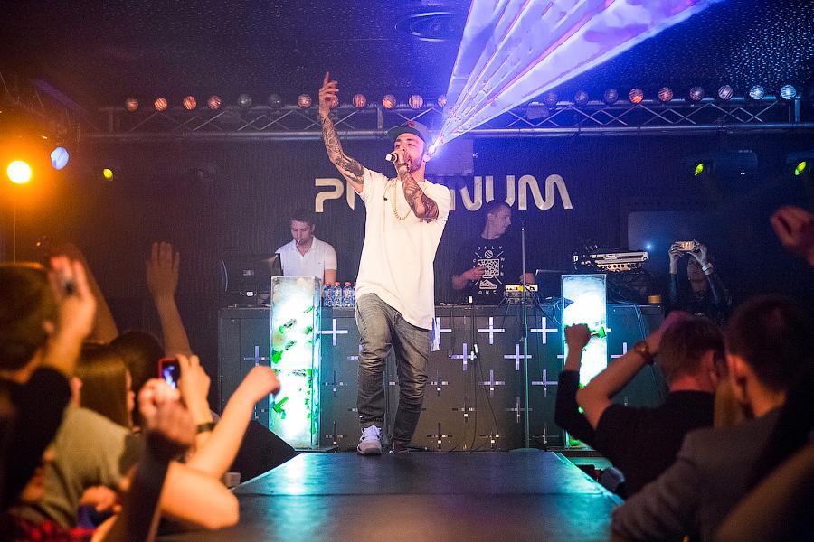 Все танцуют локтями: в клубе «Платинум» выступил протеже Тимати L’One