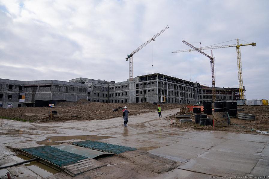 Генподрядчика онкоцентра обвинили в невыполнении обязательств и потребовали 20 млн