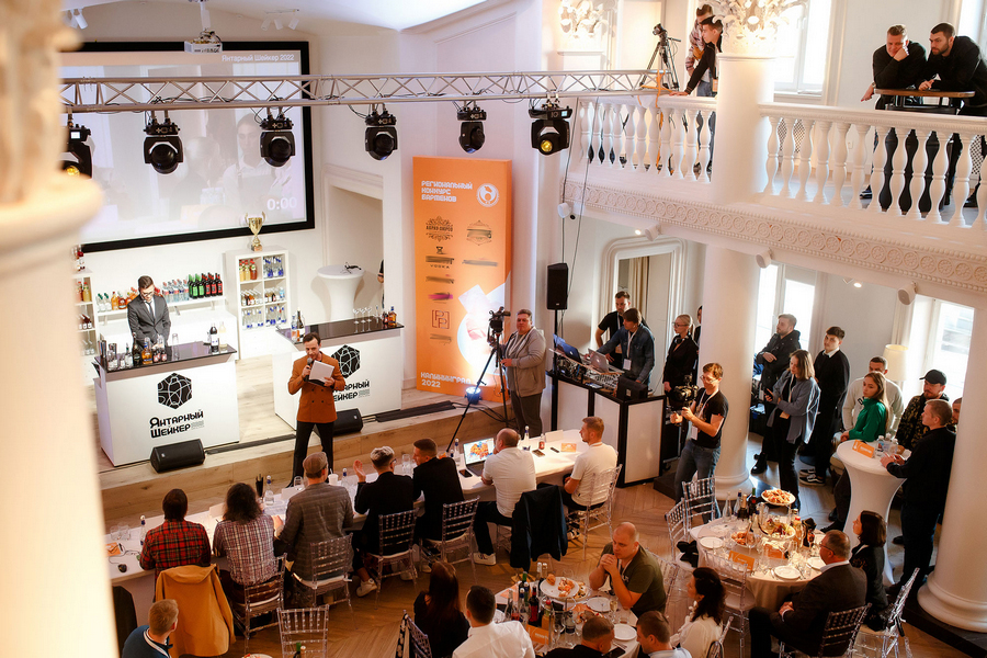 Лучшего бармена Калининграда определили на конкурсе «Янтарный Шейкер-2022»