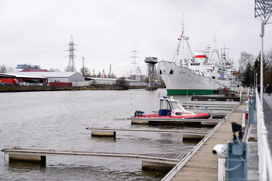 В Калининграде анонсировали появление «водных паркоматов» вдоль причальных стенок