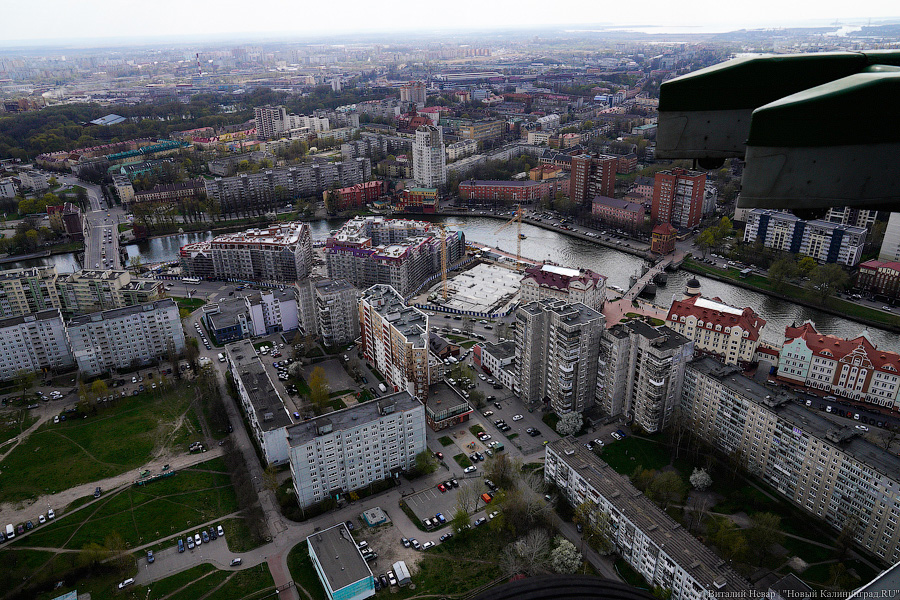 Под винтом вертолёта о чем-то поёт: воздушный парад глазами участника (фото)