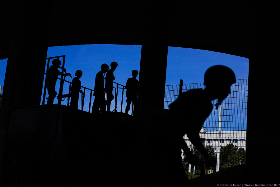 В Калининграде стало ещё одним скейт парком больше. Вот что там происходит