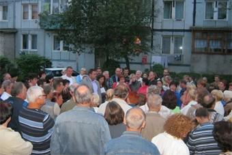 Вырубка в Чкаловске: как депутат учил жителей не быть "баранами"