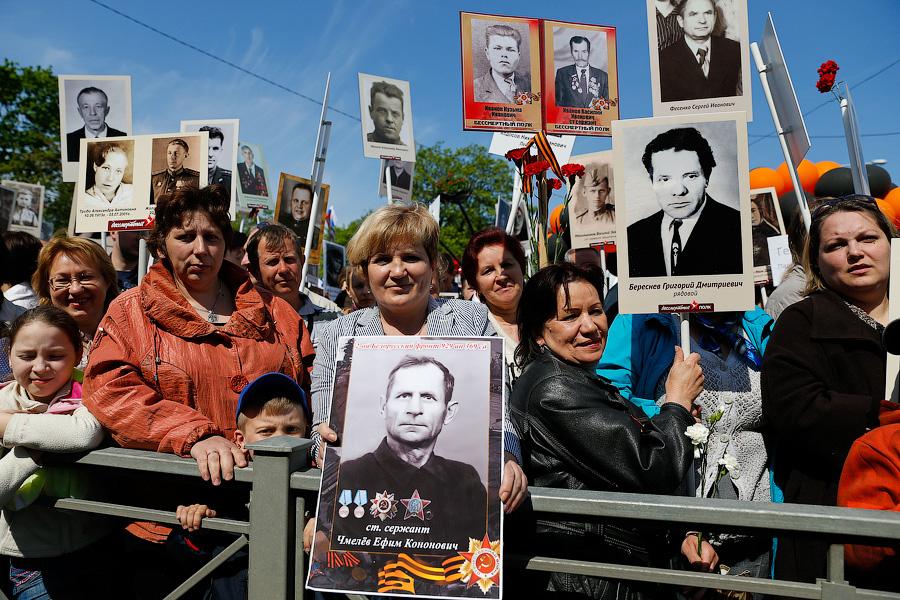 Те, кого не забыли: акция «Бессмертный полк» в Калининграде (фото)