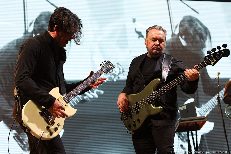 В Калининграде прошёл концерт группы «Кино». Голос Виктора Цоя оцифровали (фото)
