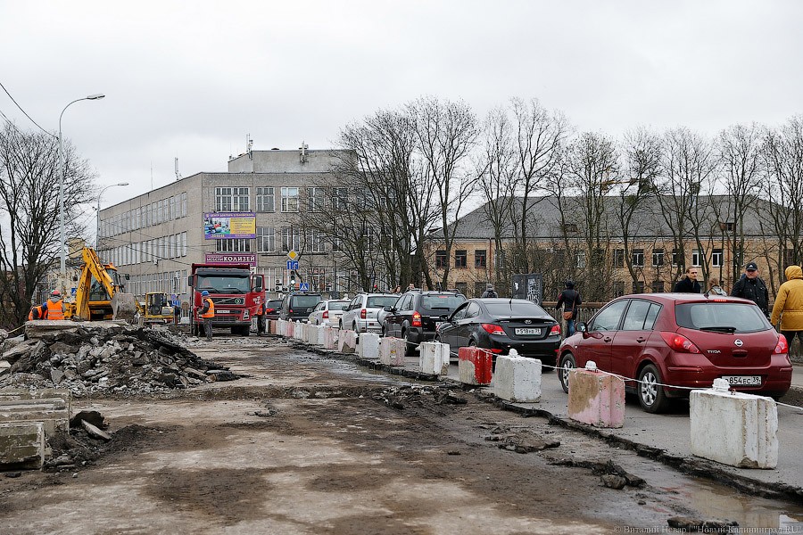 «Никакая не реконструкция»: как движется ремонт моста на Озерова (фото)