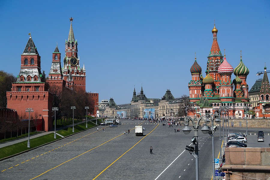 Собянин о выплатах денег каждому россиянину из-за пандемии: бюджеты треснут