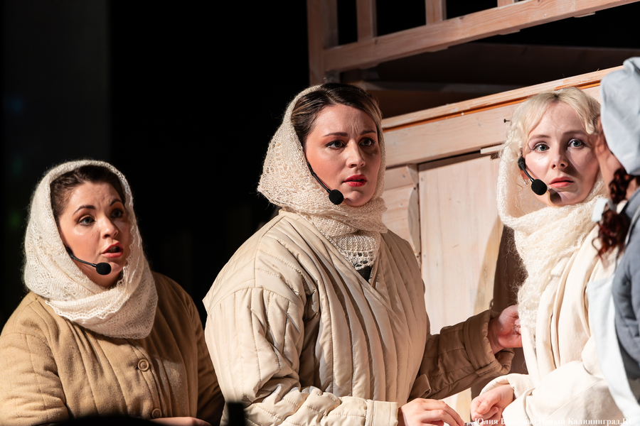 Воспевая любовь: в музтеатре прошел генеральный прогон мюзикла «Девчата» (фото)