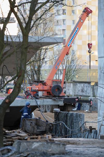 «Пока в никуда»: что происходит со строительством моста на Сельме