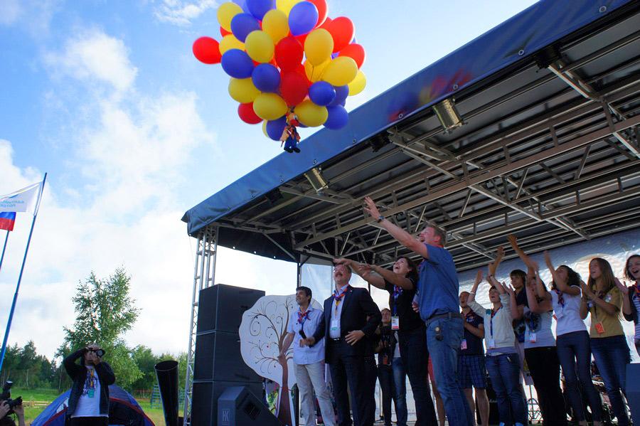 "Балтийский Артек, стройся!": фоторепортаж "Нового Калининграда.Ru" 