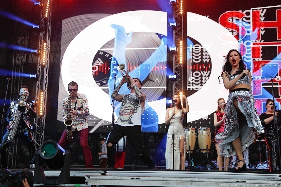 Ехай [очень далеко]: как «Ленинград» вернул жизнь на калининградский стадион