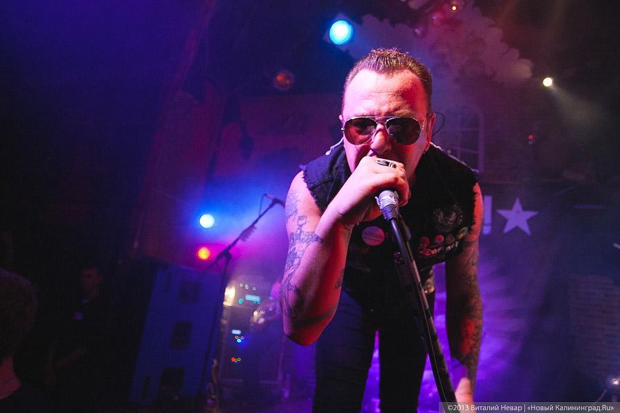 Без инсектицидов: в клубе «Кури Бамбук» дала концерт группа «Тараканы!»