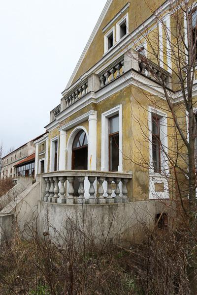 Барклай-де-Толли и Батурин: что происходит с памятником полководцу и усадьбой шурина экс-мэра Москвы