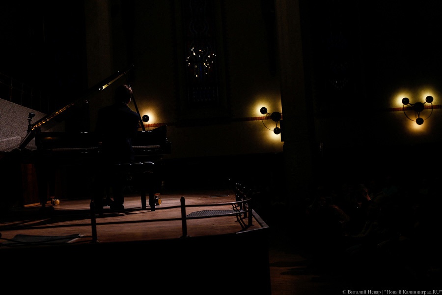 Навстречу мечте: как прошел концерт в поддержку 16-летнего слепого пианиста