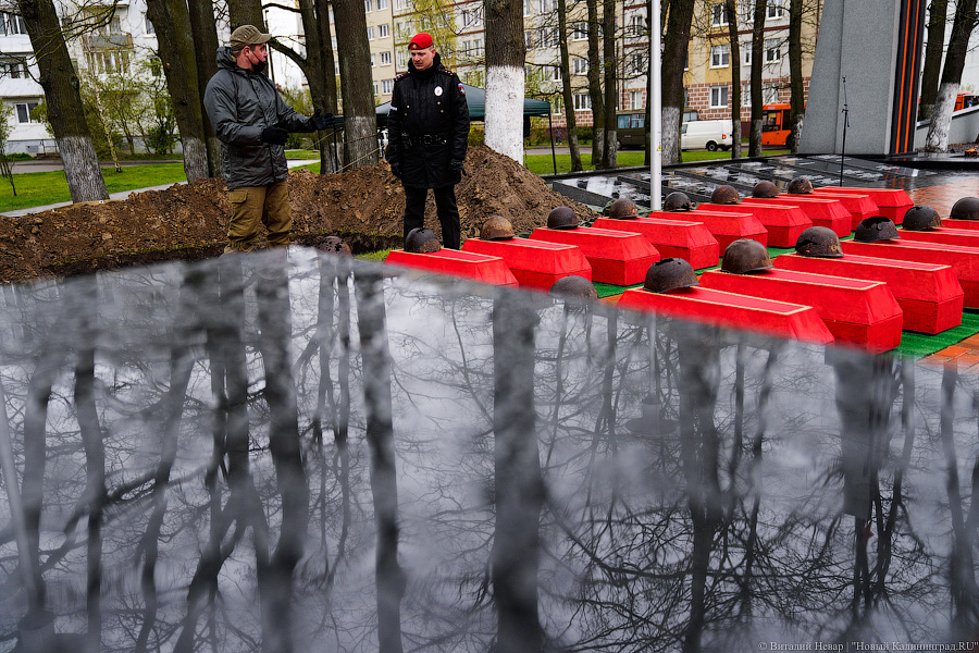 В Чкаловске перезахоронили останки советских воинов: фоторепортаж «Нового Калининграда»