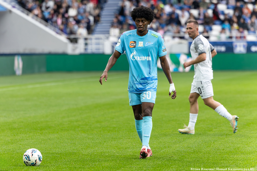 Ничья и второе место в РПЛ: как «Балтика» и «Зенит» сыграли в Калининграде (фото)