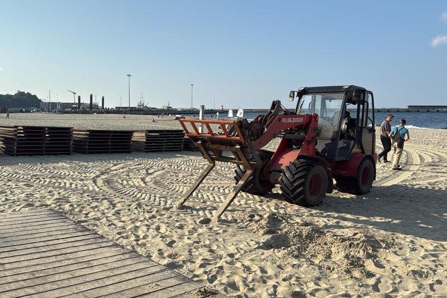 В Пионерском завершился купальный сезон