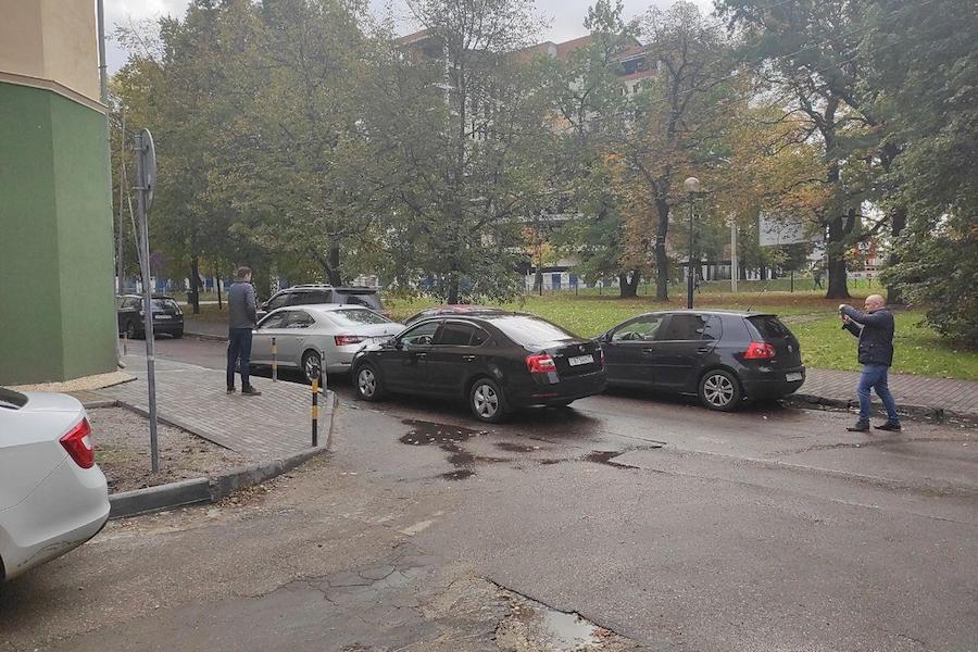 Участники ДТП блокировали движение по ул. Юношеской (фото)