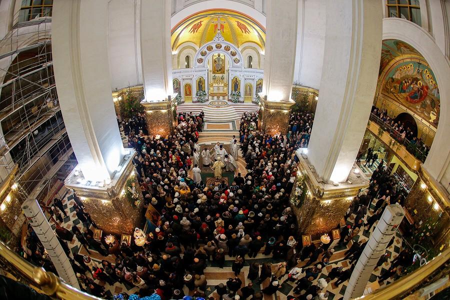 Рождество в Калининграде: фоторепортаж из собора Христа Спасителя