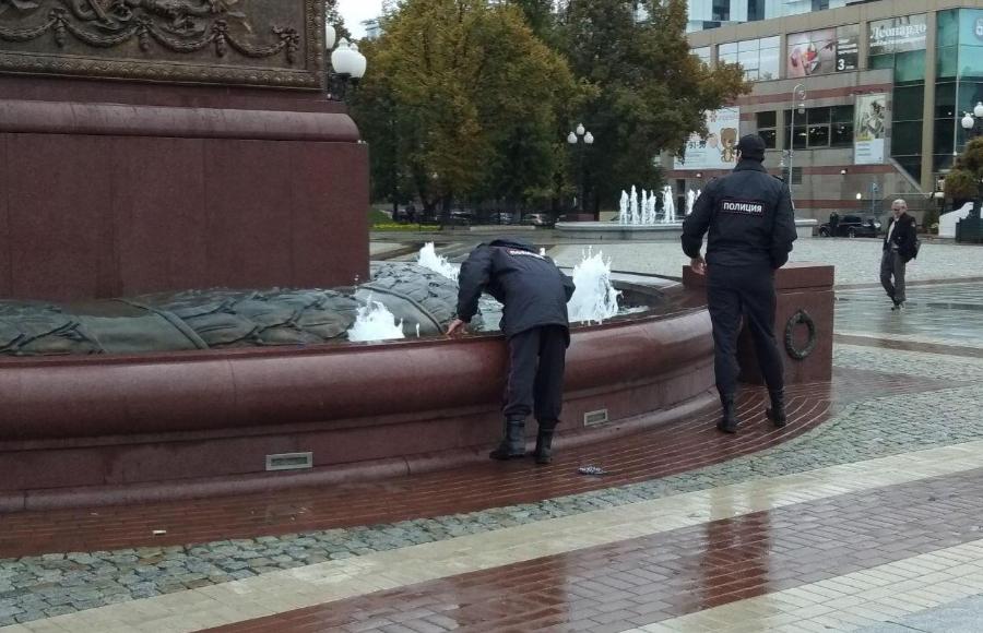 Стало известно о состоянии женщины, пытавшейся покончить с собой в центре Калининграда