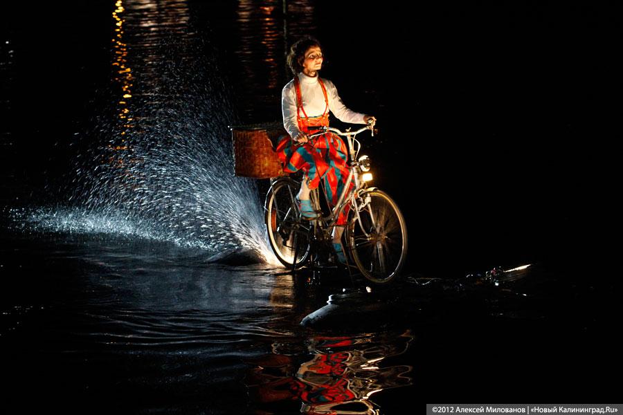 «Два дня гуляний»: фоторепортаж с закрытия фестиваля «Территория мира»