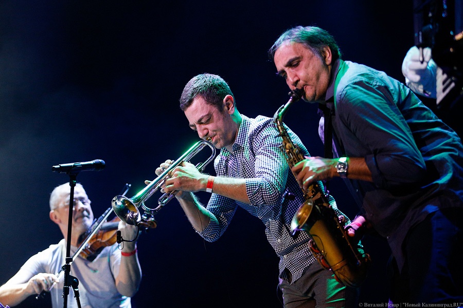 Unza time: Эмир Кустурица и The No Smoking Orchestra выступили в Светлогорске