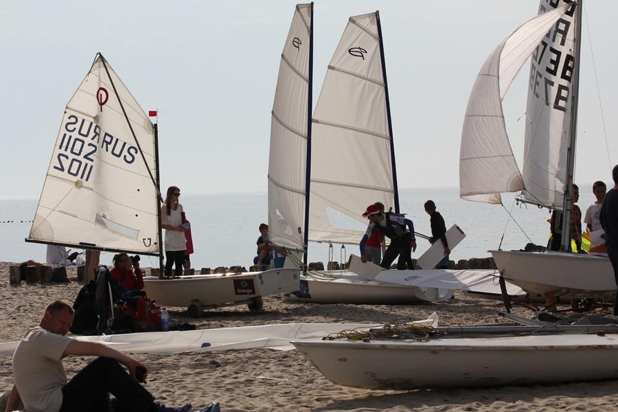 «За победу!»: фоторепортаж с первой региональной парусной регаты сезона