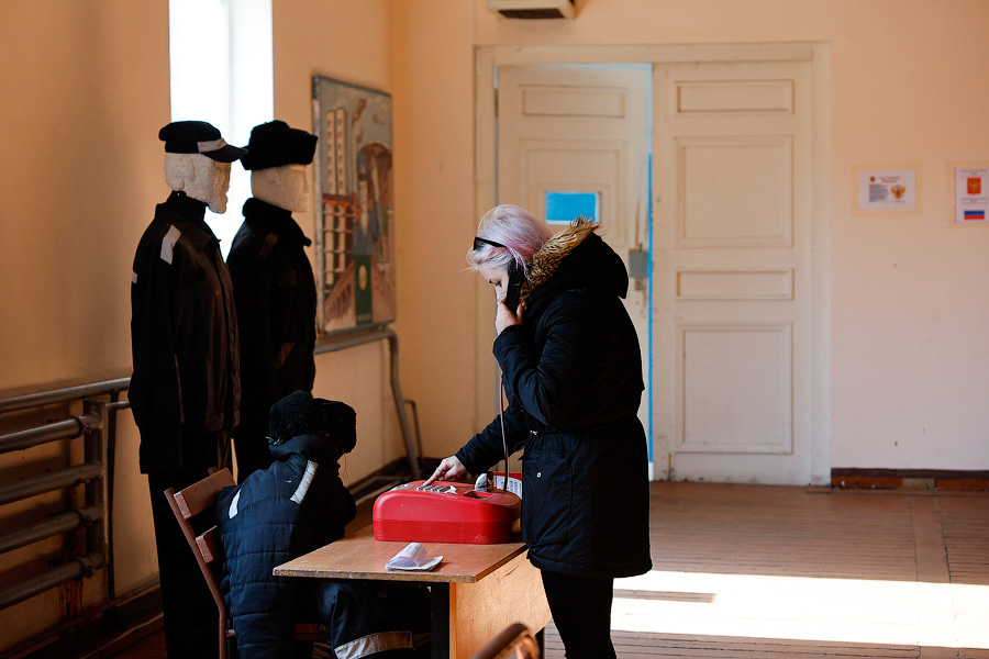 Домик из волчьих черепов: колония в замке Тапиау глазами бывшего политзаключённого (фото)