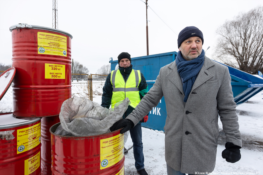 «Ничего на свалку не уйдет»: в Калининграде стали раздельно собирать 14 видов отходов (фото)