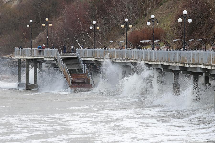 Штормовые селфи: ураган в Светлогорске (фото)