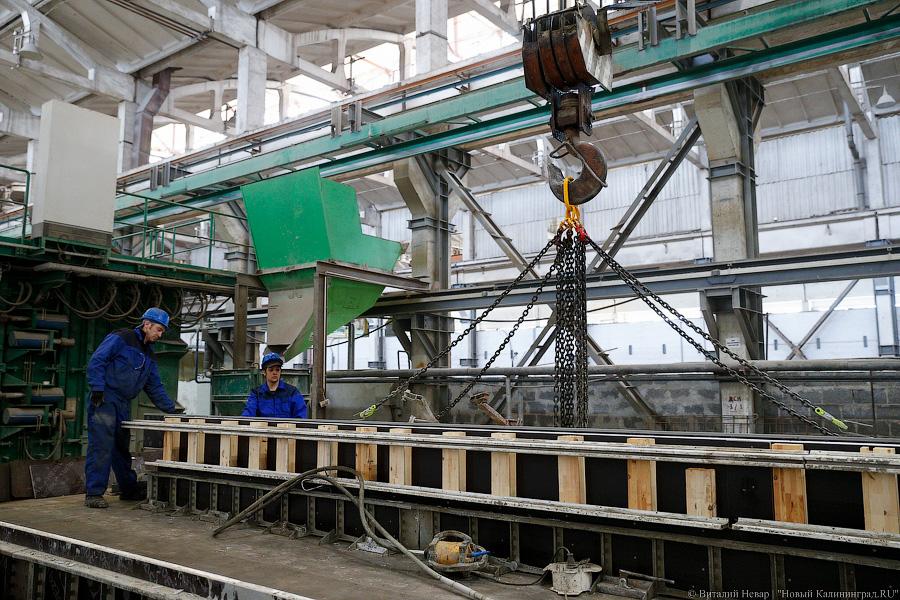 «Скажи им, Андрей»: кто льёт сваи для стадиона к чемпионату мира на Острове