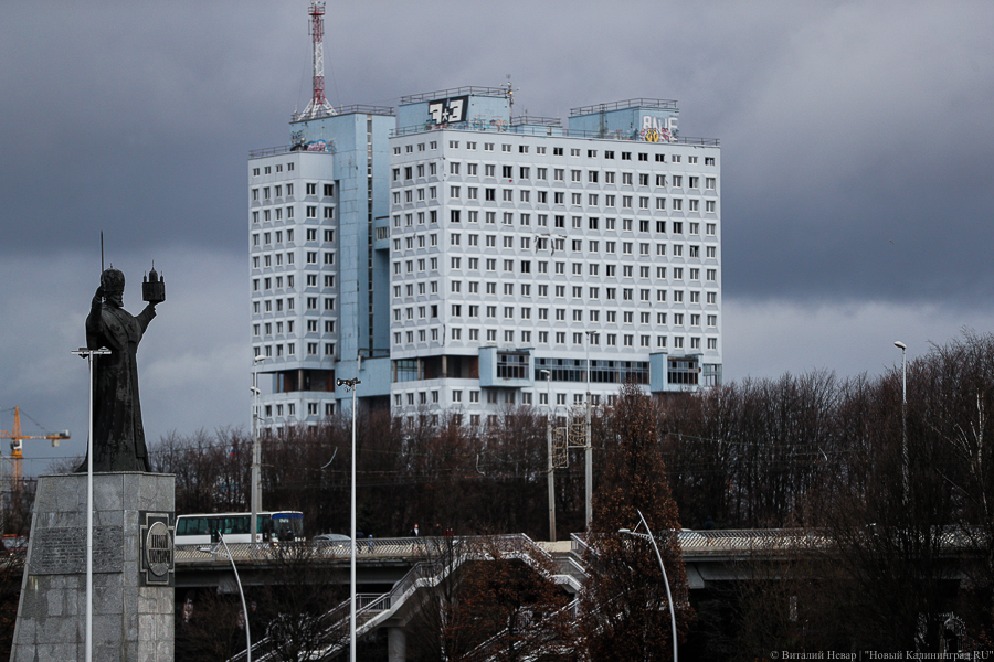 Архитекторы попросили Алиханова не сносить Дом Советов без проекта нового здания
