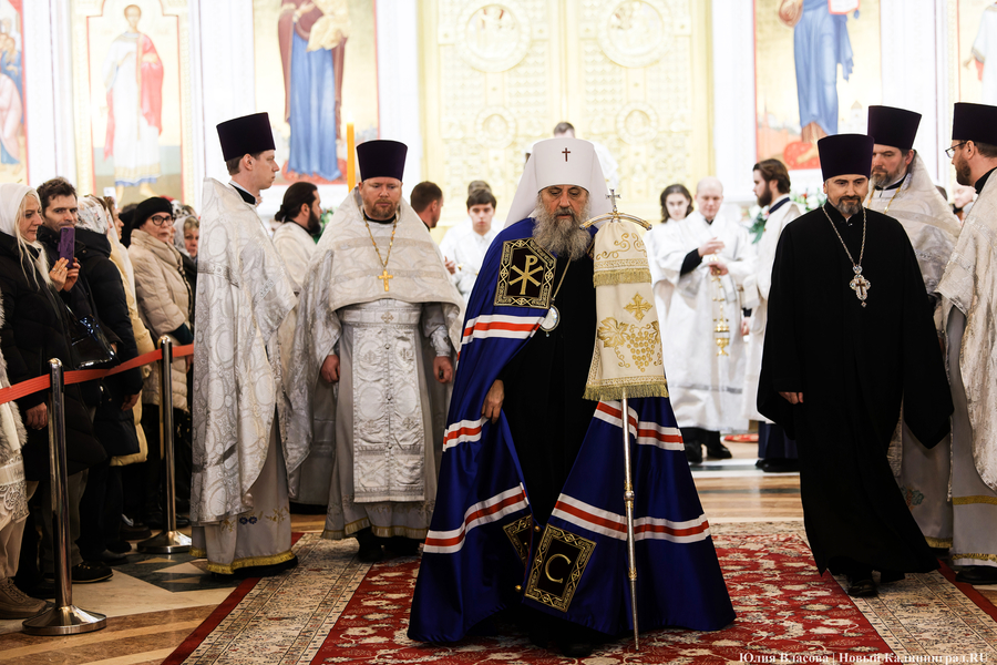 Свет Рождества: как в Калининграде прошла праздничная служба