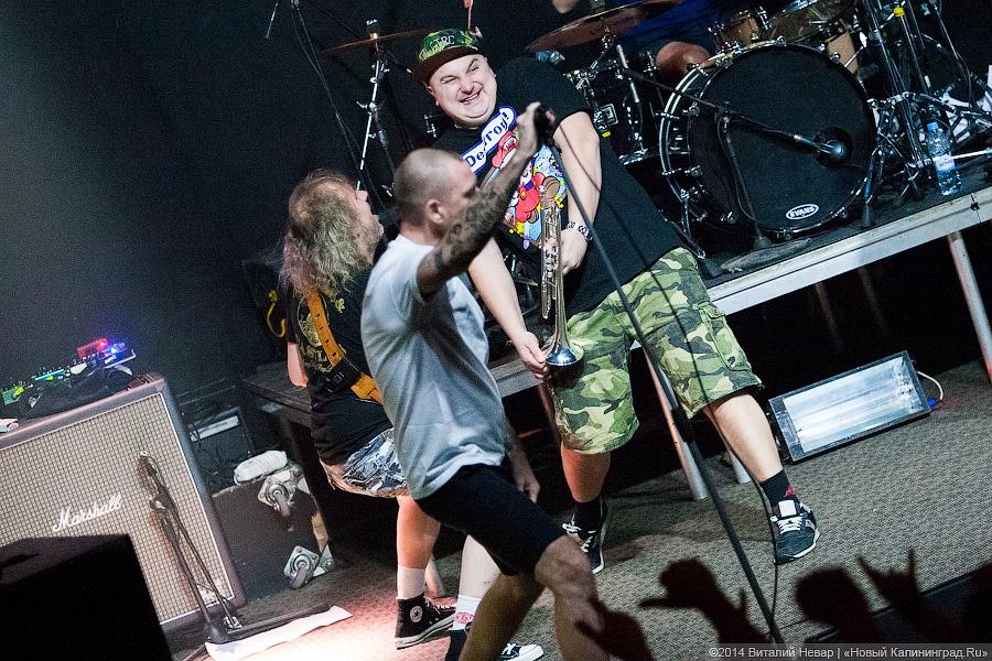 Недетская матрёшка: группа «Ляпис Трубецкой» представила на «Вагонке» новый альбом