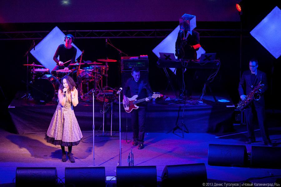 «На танцполе все спокойно»: De Phazz выступили на «Вагонке»