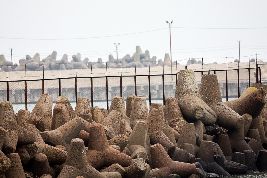 Морское побережье под Балтийском планируют защитить от стихийных парковок тетраподами 