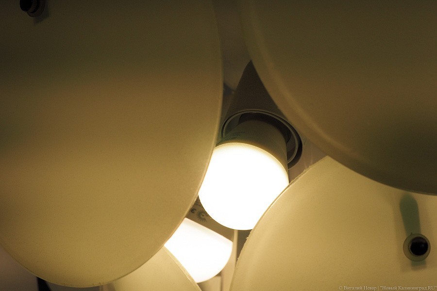 Трем сотням калининградцев закрыли выезд за границу из-за долгов за свет