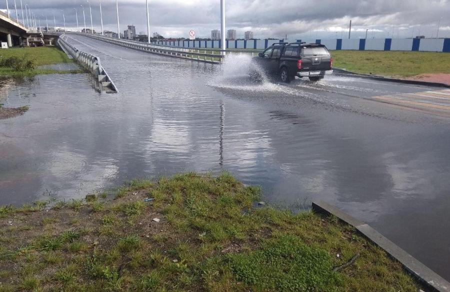 Директор «Гидротехника» о ливневке на Острове: «Думаю, проблем сейчас не будет»