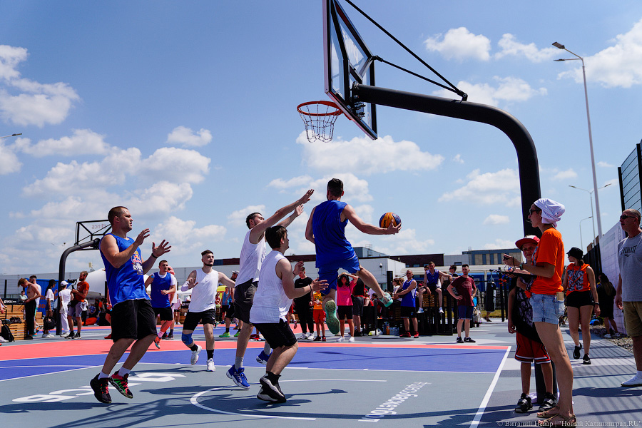 Семь кортов и воркаут: у стадиона «Калининград» открыли Центр уличного баскетбола (фото)