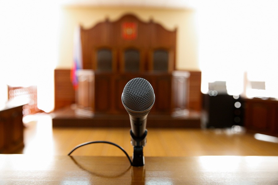 В Гусеве под суд пойдет мужчина, пытавшийся задушить своего отца