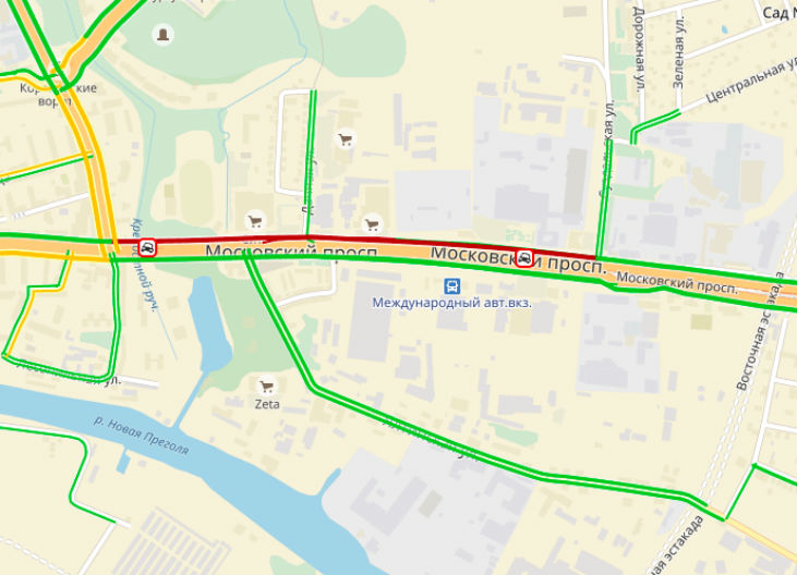На Московском проспекте из-за двух ДТП затруднено движение