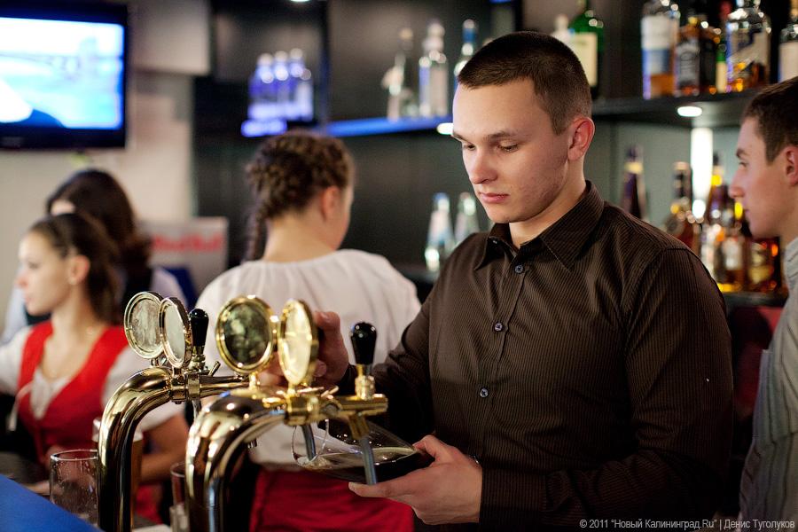 "Быстрое перевоплощение": репортаж с открытия пивного ресторана "Альт Хафен"