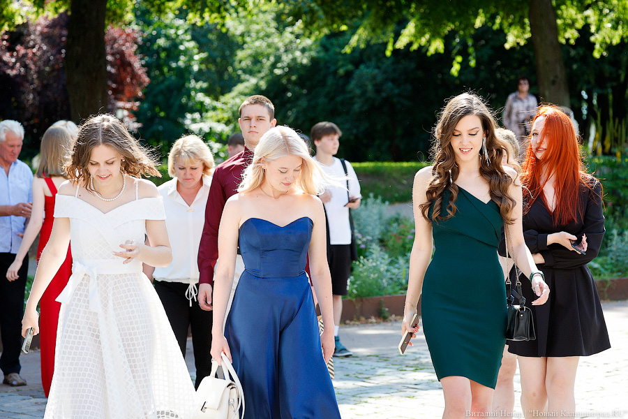 Диплом — и точка: выпуск студентов БФУ им. Канта в Кафедральном соборе (фото)