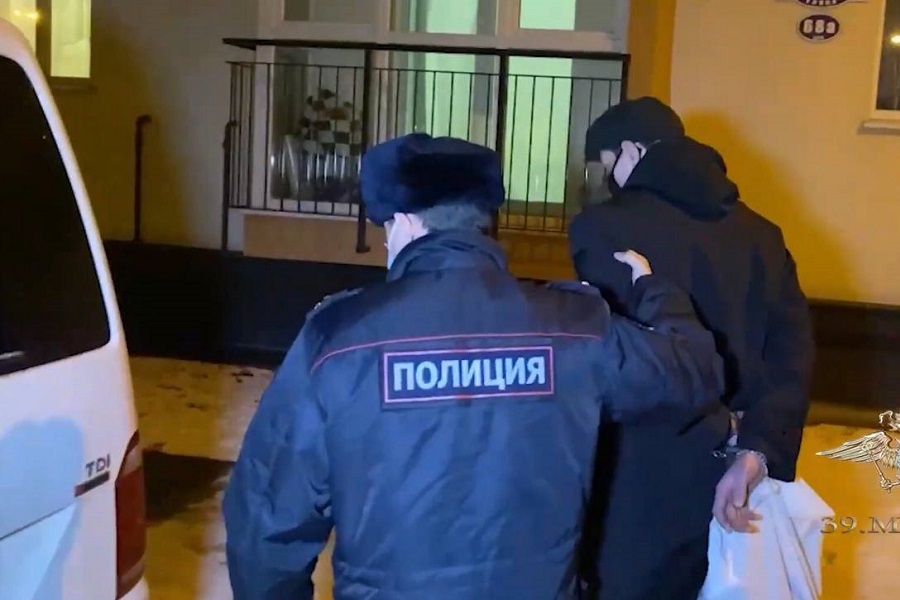 В Калининграде полицейские задержали «закладчика» с 66 граммами наркотика (фото)