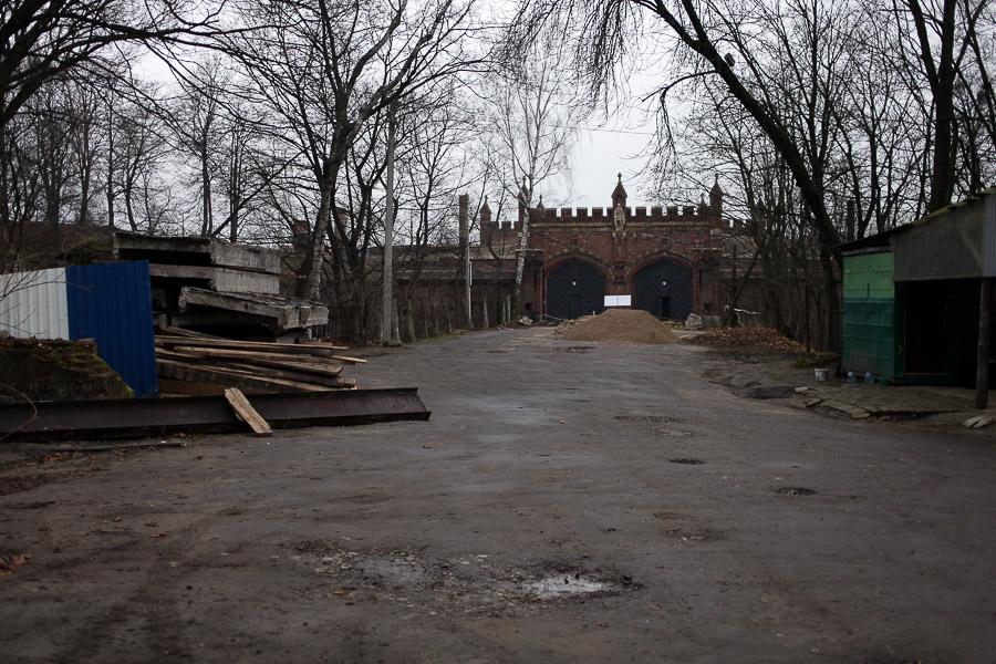 Полминарета: что происходит на стройке мечети в бывшем парке 40-летия ВЛКСМ