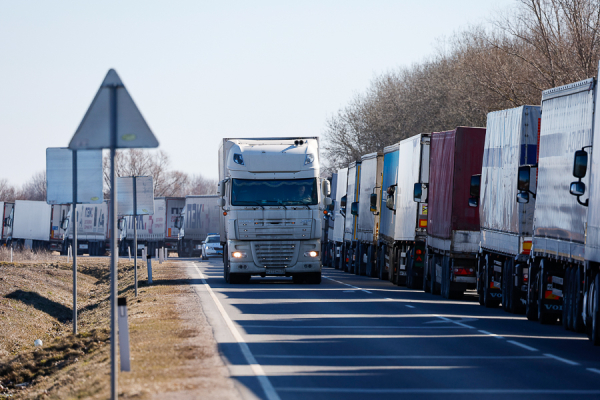 Автоперевозчики региона: водители переходят на работу в польские и литовские компании